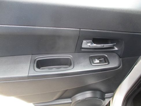 Used 2012 Jeep Liberty Sport AWD/4WD image 28