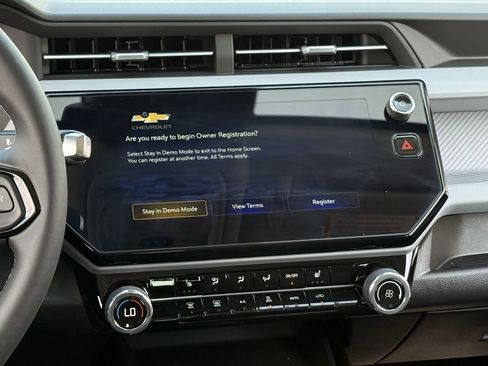 New 2027 Chevrolet Bolt LT w/ Comfort Package FWD image 15
