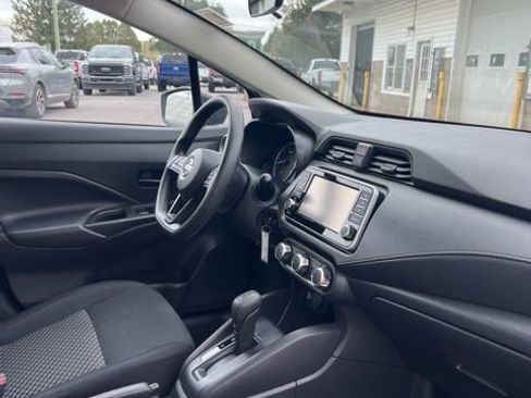 Used 2023 Nissan Versa S w/ S Plus Package FWD image 57