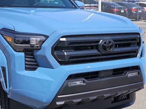 New 2026 Toyota Tacoma SR5 AWD/4WD image 7