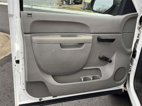 Used 2013 Chevrolet Silverado 1500 W/T image 15