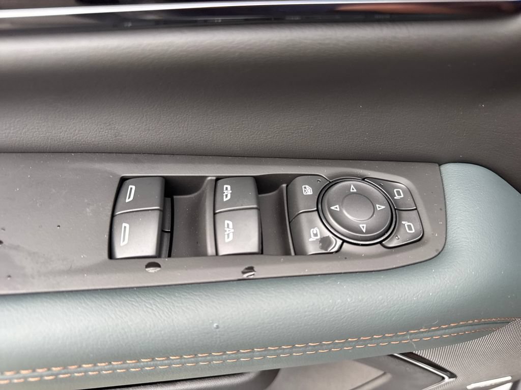 New 2026 GMC Yukon AT4 w/ AT4 Premium Plus Package AWD/4WD image 19