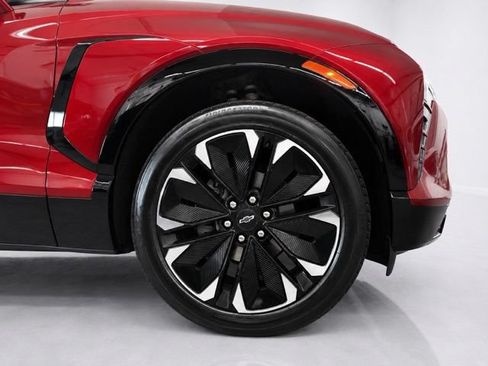 Used 2024 Chevrolet Blazer EV RS AWD/4WD image 4