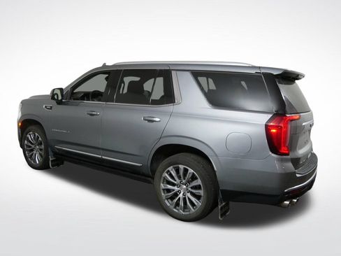 Used 2023 GMC Yukon Denali AWD/4WD image 4