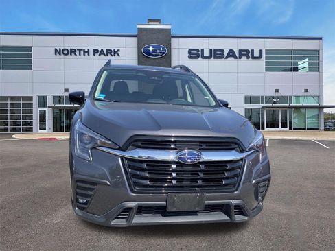 Used 2024 Subaru Ascent Limited AWD/4WD image 4