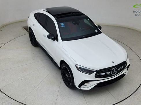 Used 2025 Mercedes-Benz GLC 300 4MATIC image 79