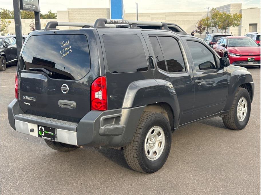 Used 2014 Nissan Xterra X AWD/4WD image 3