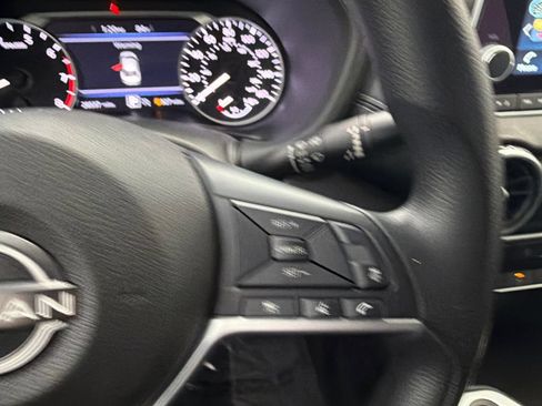 Used 2025 Nissan Sentra SV FWD image 23