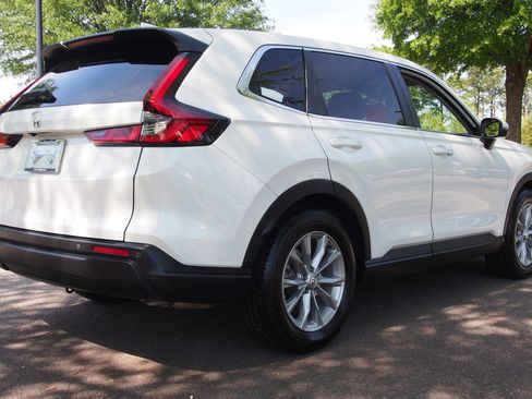Used 2023 Honda CR-V EX-L image 7