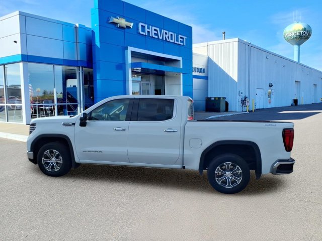 Used 2026 GMC Sierra 1500 SLT AWD/4WD image 6
