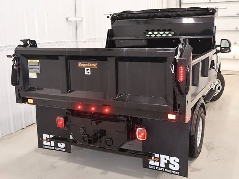 New 2025 Ford F350 XL w/ XL Chrome Package image 31