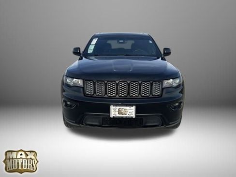 Used 2020 Jeep Grand Cherokee Altitude image 13