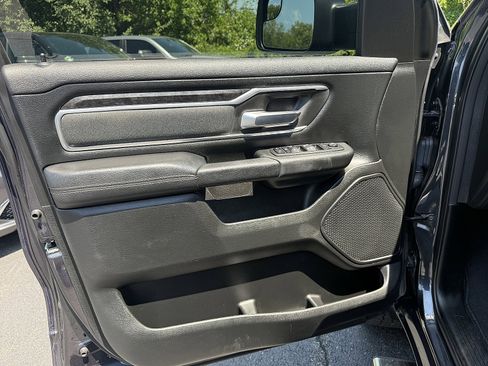 Used 2019 RAM 1500 Big Horn AWD/4WD image 10