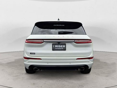 Used 2024 Lincoln Corsair Grand Touring AWD/4WD image 4