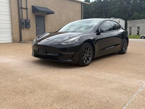 Used 2021 Tesla Model 3 Long Range AWD/4WD image 1