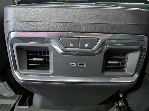 Used 2025 Chevrolet Silverado 2500 LTZ w/ Trail Boss Package AWD/4WD image 17