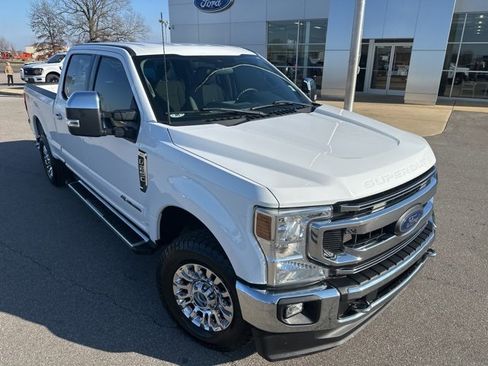 Used 2022 Ford F250 XLT w/ XLT Premium Package image 6
