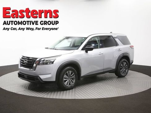Used 2023 Nissan Pathfinder S AWD/4WD image 55