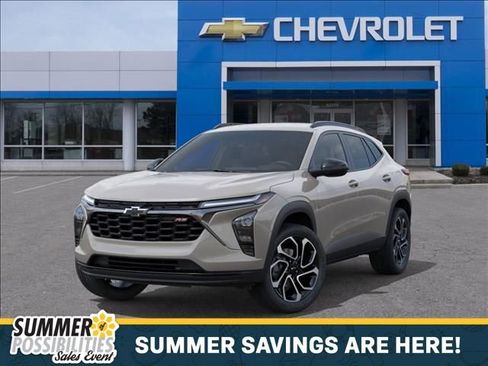New 2026 Chevrolet Trax RS w/ Driver Confidence Package FWD image 6