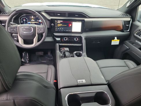 New 2026 GMC Sierra 1500 Denali image 3