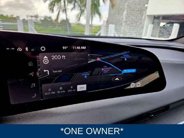 Used 2025 Lucid Air Touring AWD/4WD image 3