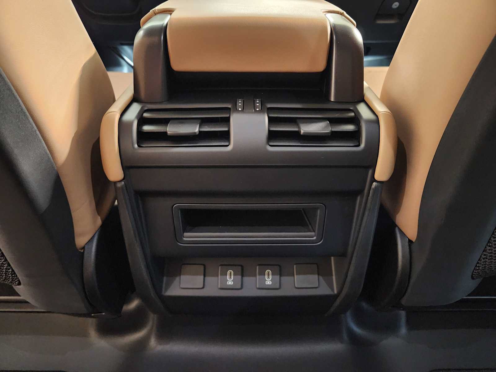 New 2026 Land Rover Defender 110 S AWD/4WD image 29