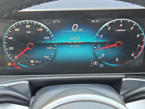 Used 2020 Mercedes-Benz GLB 250 image 33