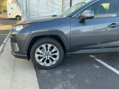 Certified 2019 Toyota RAV4 XLE Premium image 26