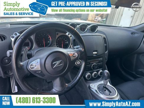 Used 2014 Nissan 370Z Roadster image 15