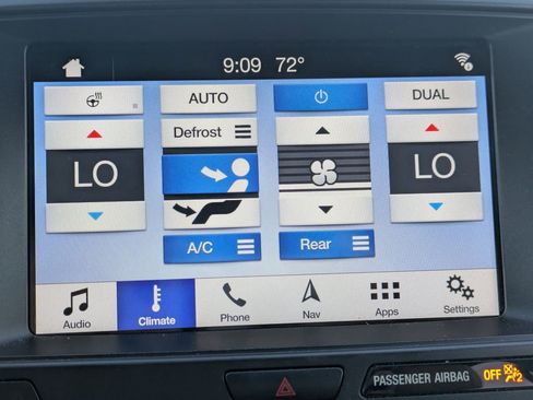 Used 2018 Ford Explorer XLT w/ Equipment Group 202A image 25