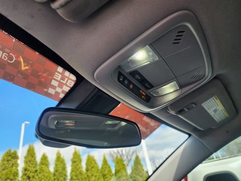 Used 2021 Chevrolet Malibu LS image 34