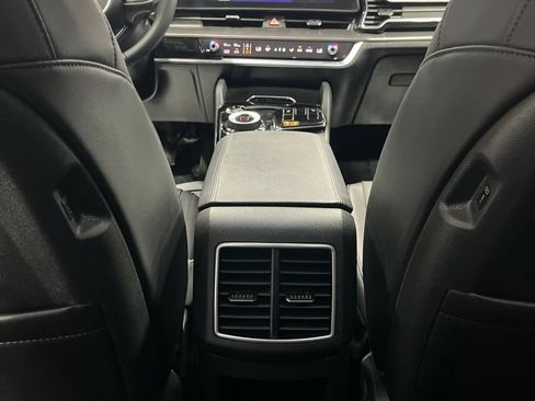 Used 2025 Kia Sportage EX w/ EX Premium Package AWD/4WD image 36