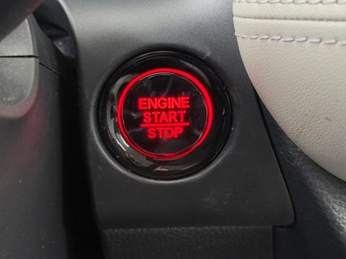 Used 2024 Honda HR-V LX image 25
