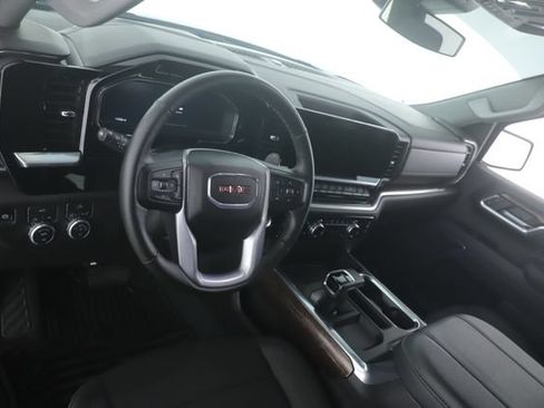 Used 2025 GMC Sierra 1500 Elevation AWD/4WD image 17