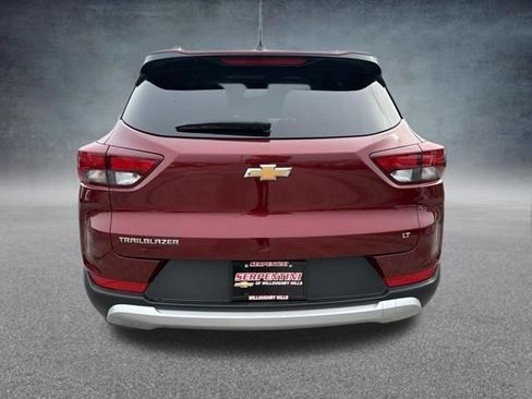 Used 2025 Chevrolet TrailBlazer LT FWD image 8