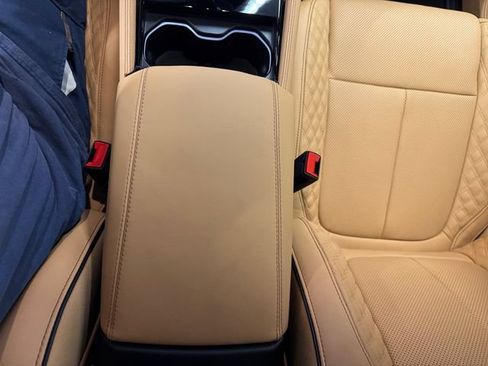 New 2026 Jeep Grand Cherokee Summit AWD/4WD image 17