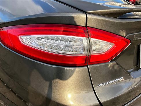 Used 2015 Ford Fusion Titanium image 27