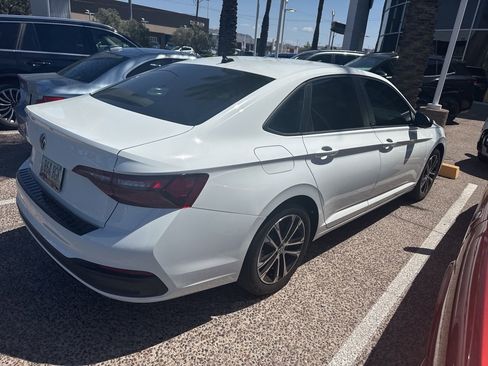 Certified 2024 Volkswagen Jetta Sport FWD image 6
