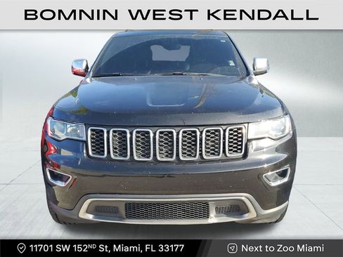 Used 2021 Jeep Grand Cherokee Limited w/ Luxury Group II image 2