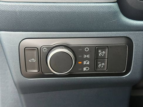Used 2024 Ford Maverick XL FWD image 17