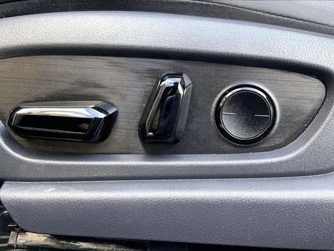 Used 2022 Lexus ES 350 w/ Premium Package image 34