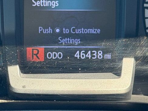 Used 2020 Toyota Tacoma SR RWD image 17