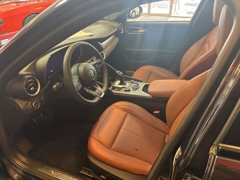 Used 2024 Alfa Romeo Giulia Ti w/ Active Assist Plus Package image 25