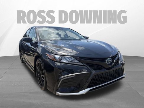 Used 2024 Toyota Camry XSE w/ Cold Weather Package FWD image 3