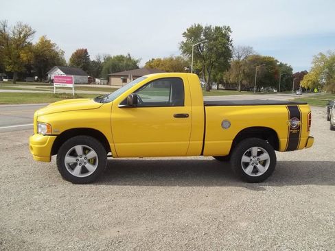 Used 2005 Dodge Ram 1500 Truck SLT w/ Rumblebee Group image 4