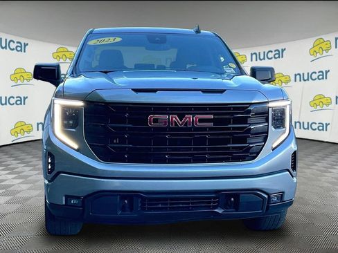 Used 2023 GMC Sierra 1500 Elevation AWD/4WD image 2