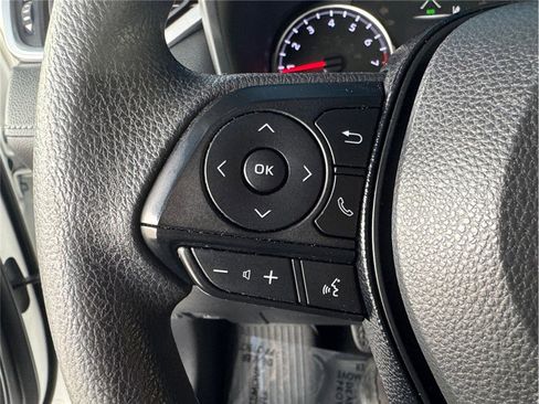 Used 2019 Toyota RAV4 XLE image 15