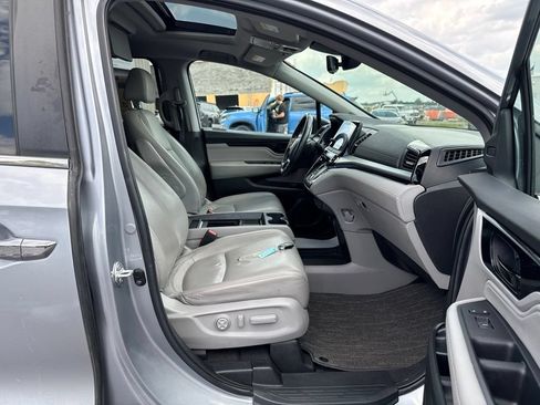 Used 2023 Honda Odyssey Touring image 41