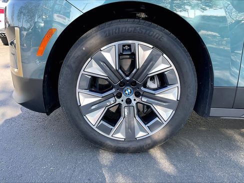 Used 2025 BMW iX xDrive50 w/ Convenience Package image 12