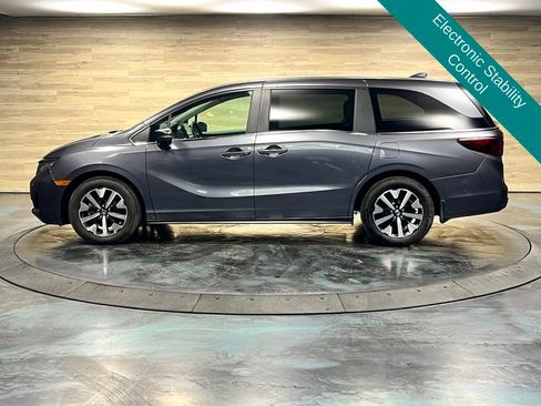 Used 2025 Honda Odyssey EX-L image 12